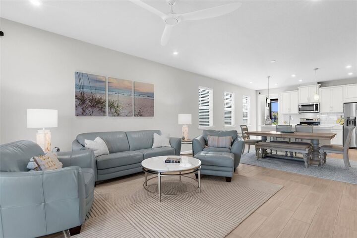 Property Photo: 11239 Boundless Terrace FL 34293