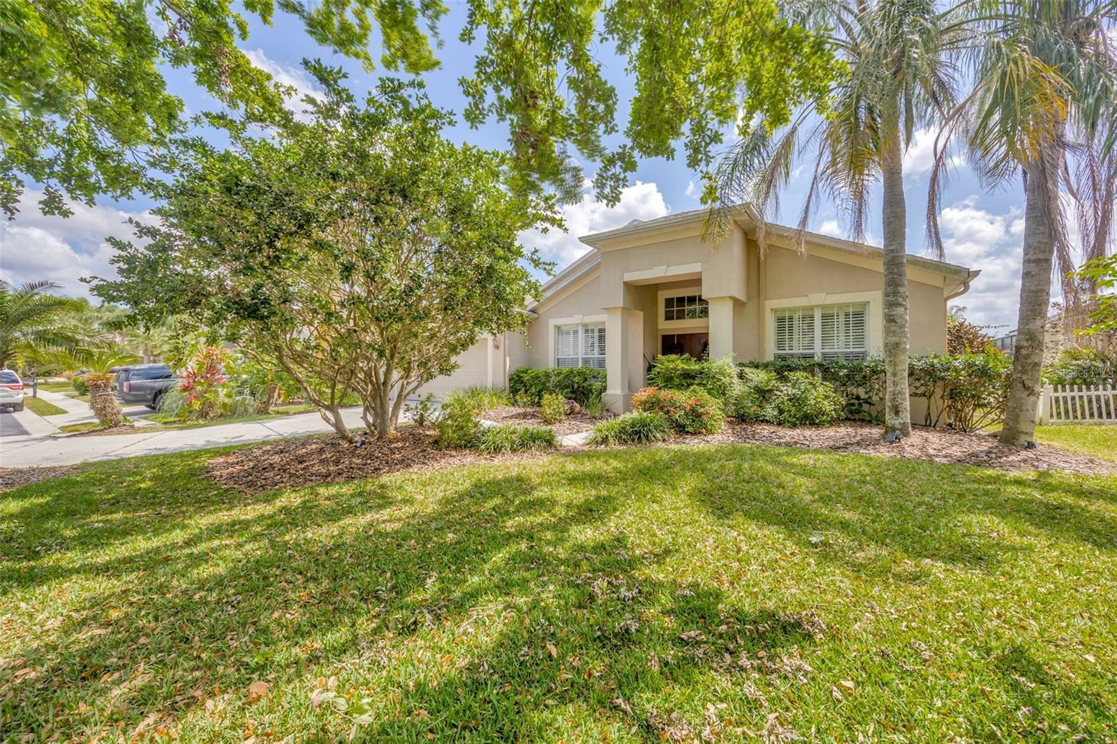 Property Photo: 1905 Firefern Court FL 34655