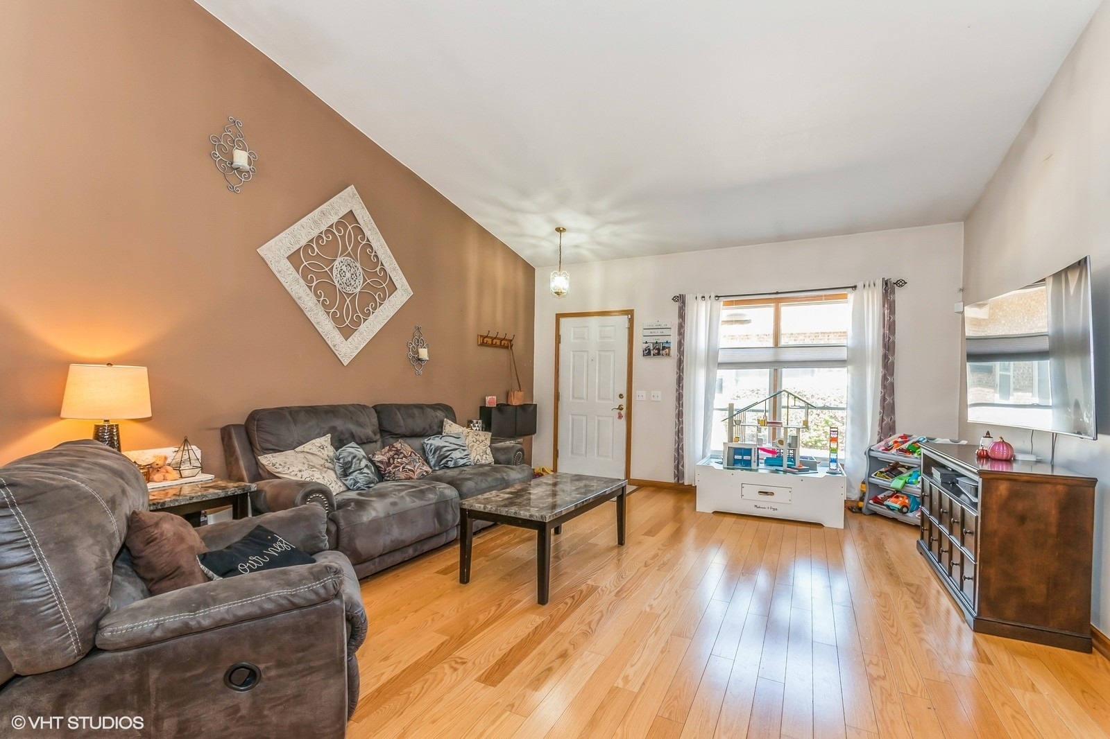 Property Photo: 2608 George Avenue 0 IL 60435
