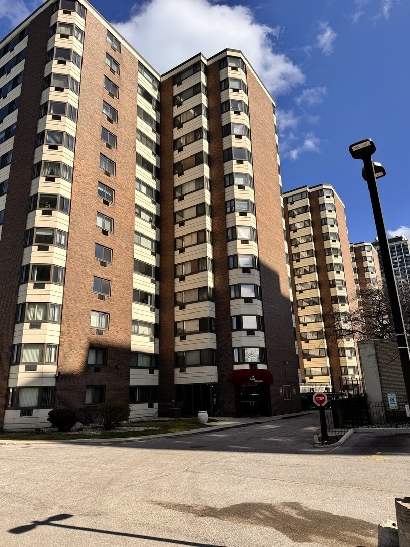 Property Photo: 7337 S South Shore Drive 408 IL 60649