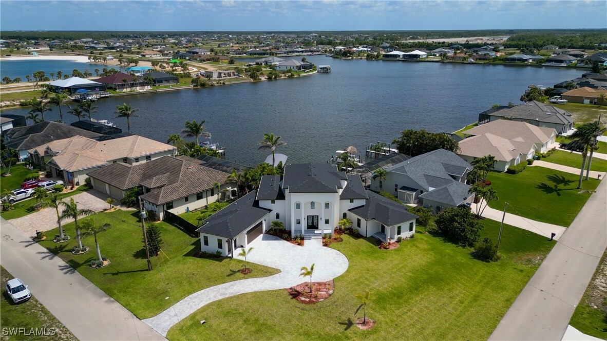 Property Photo: 3505 NW 44th Place FL 33993