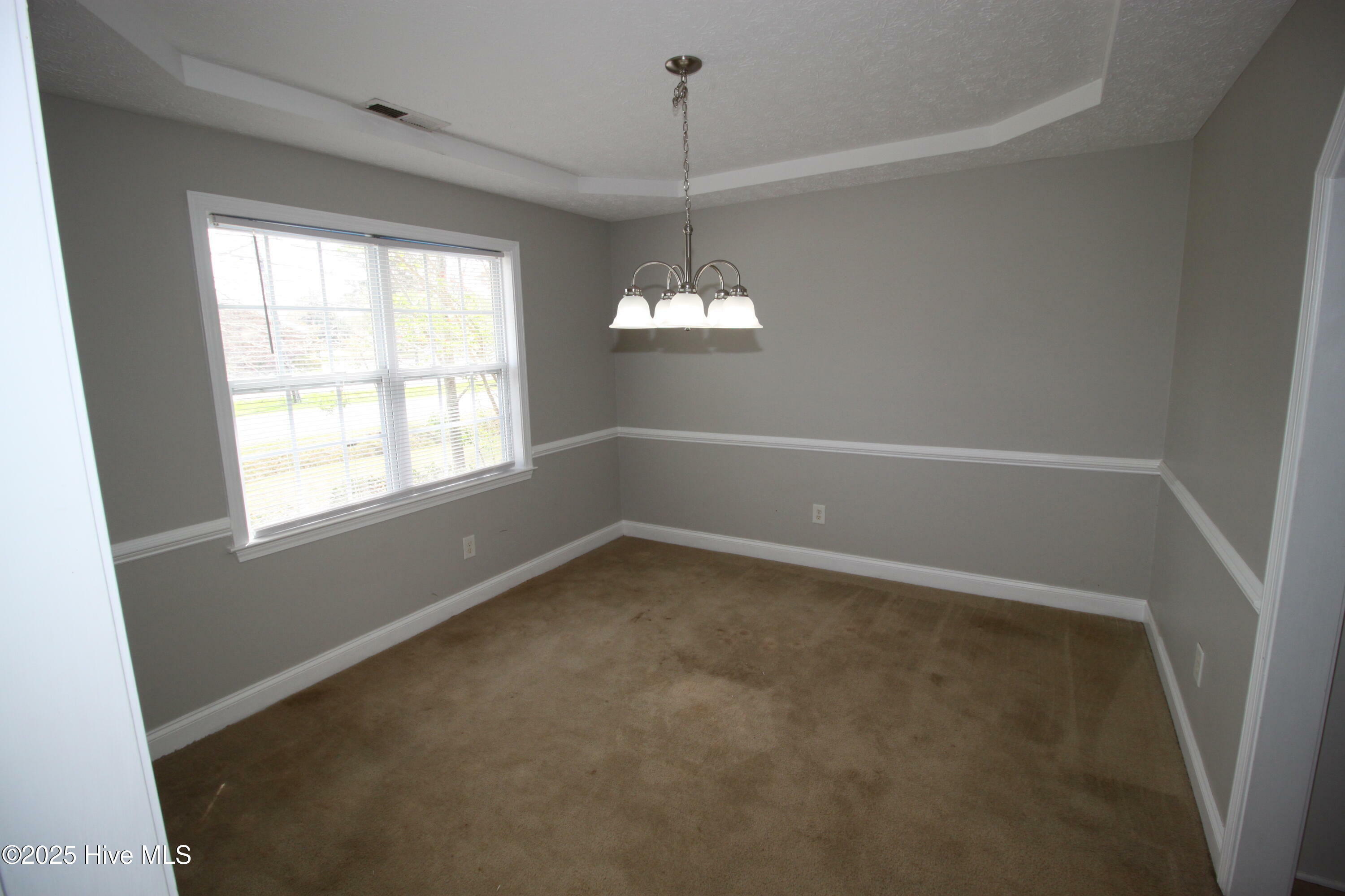 Property Photo: 804 Mann Street NC 28570