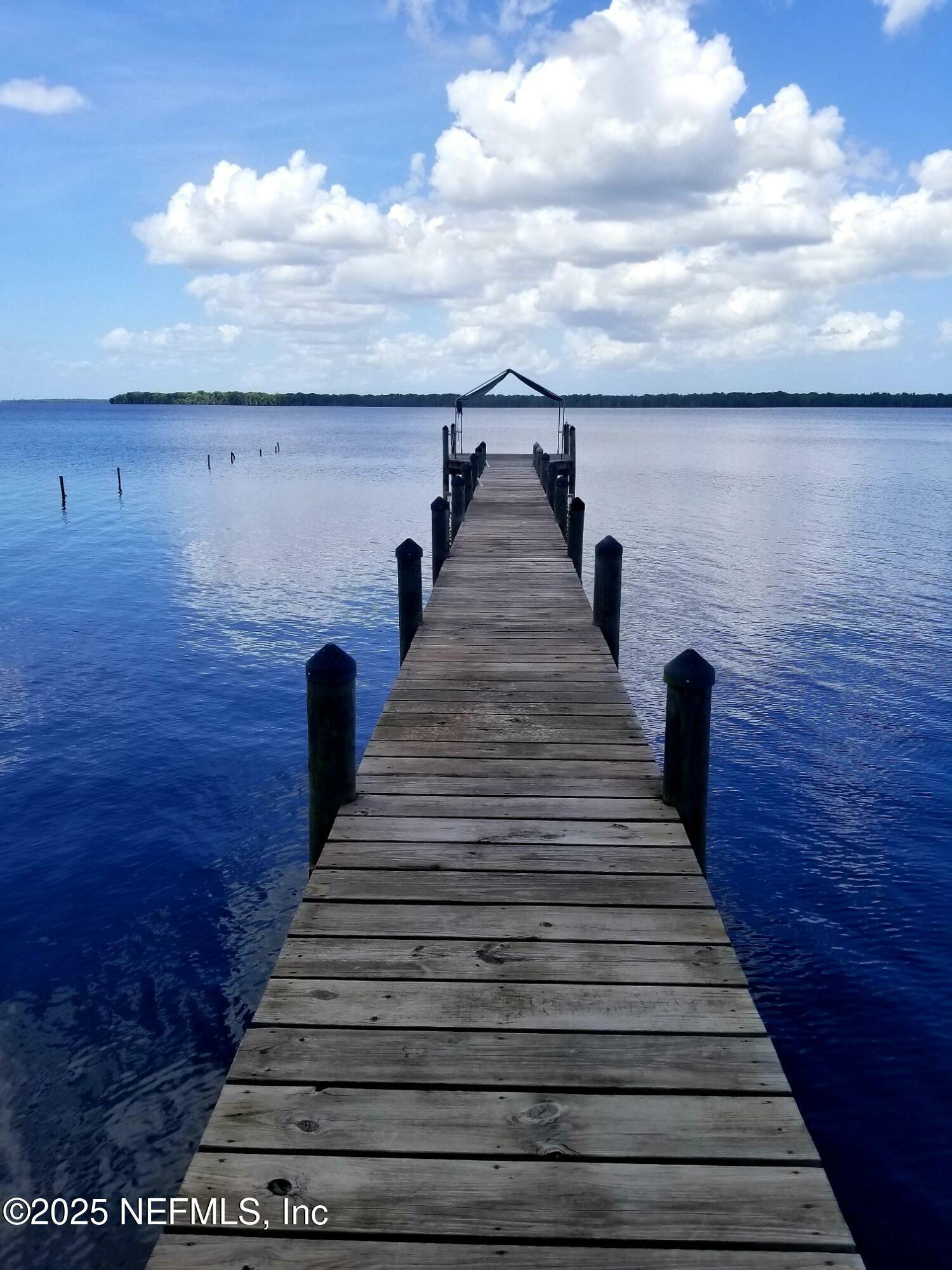 Property Photo: 546 Clifton Road FL 32112