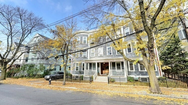 64 Aspinwall Ave 1  Brookline MA 02446 photo