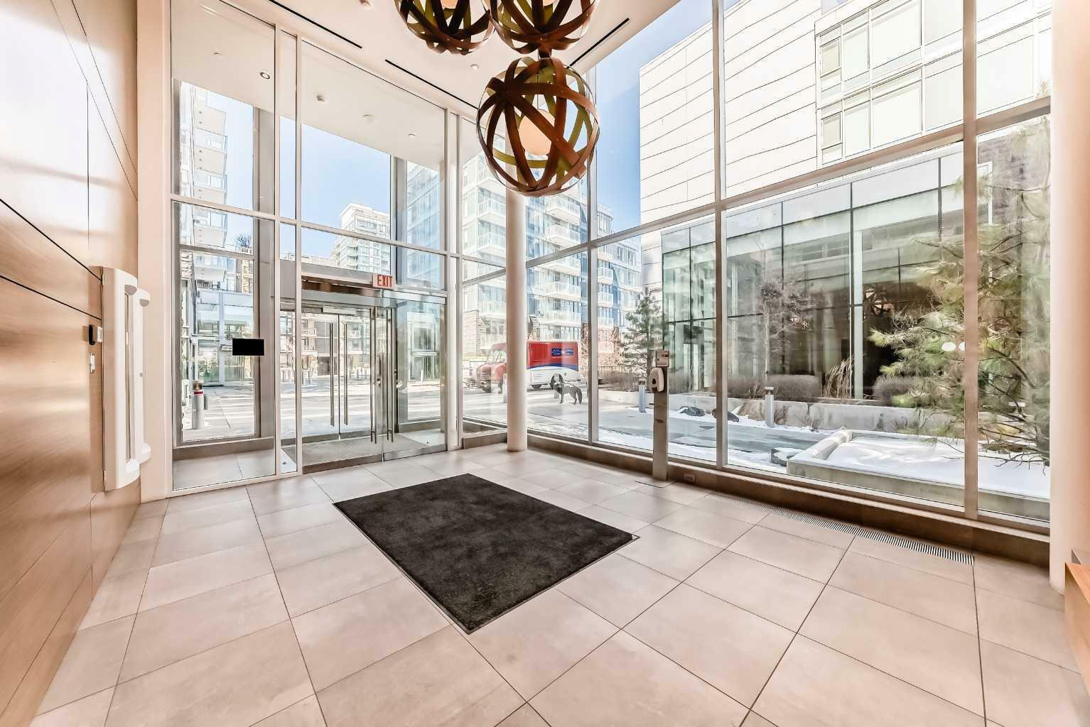 Property Photo: 118 Waterfront Court SW 807 AB T2P 1K8