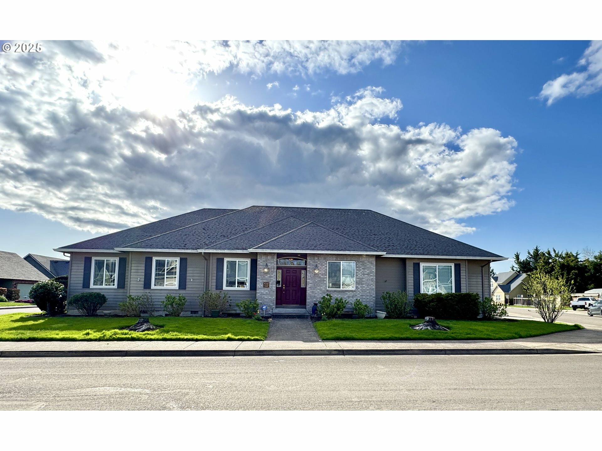 6745 Jacob Ln  Springfield OR 97478 photo