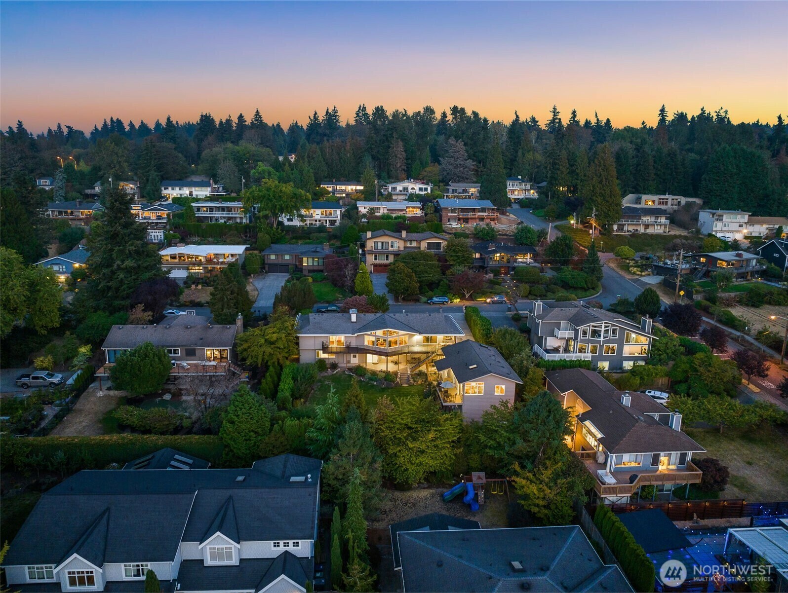 Property Photo: 6503 113th Avenue NE WA 98033