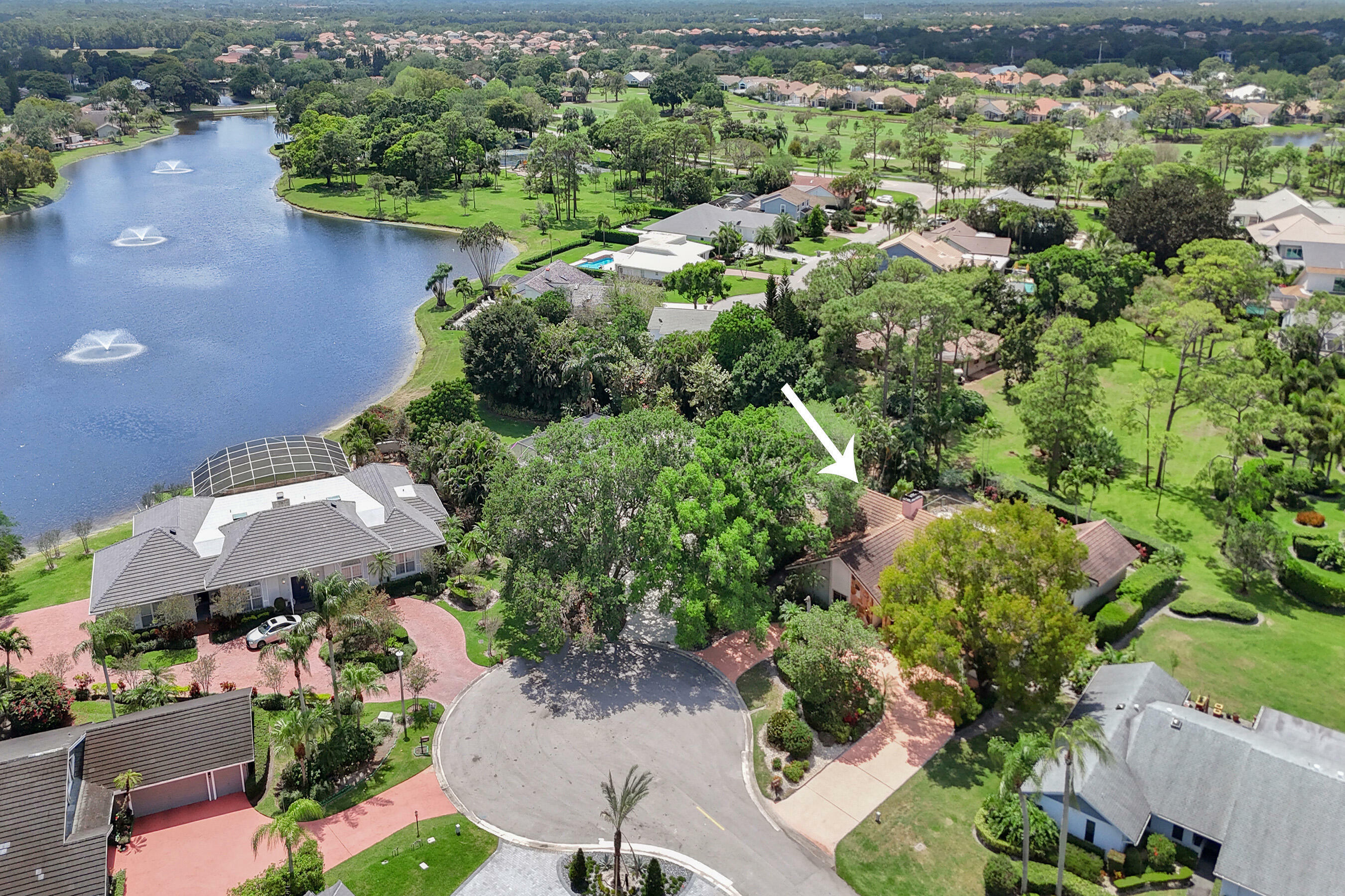 Property Photo: 13179 Camero Way FL 33418