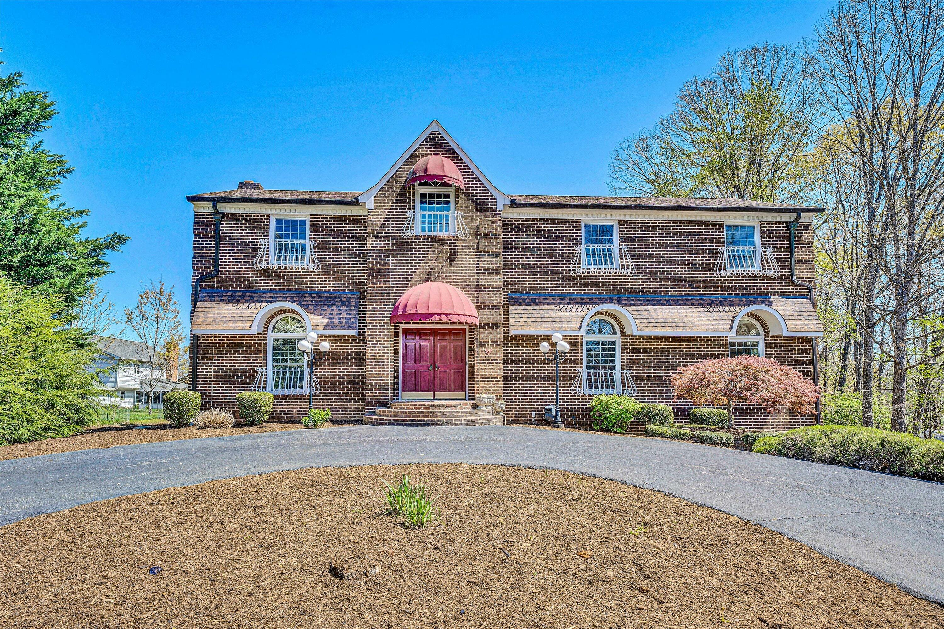 1710 Dawn Ln SW  Roanoke VA 24018 photo