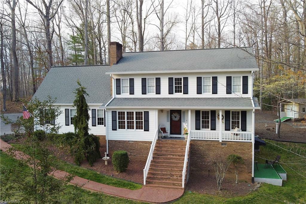 305 Old Farms Road  Wilkesboro NC 28697 photo