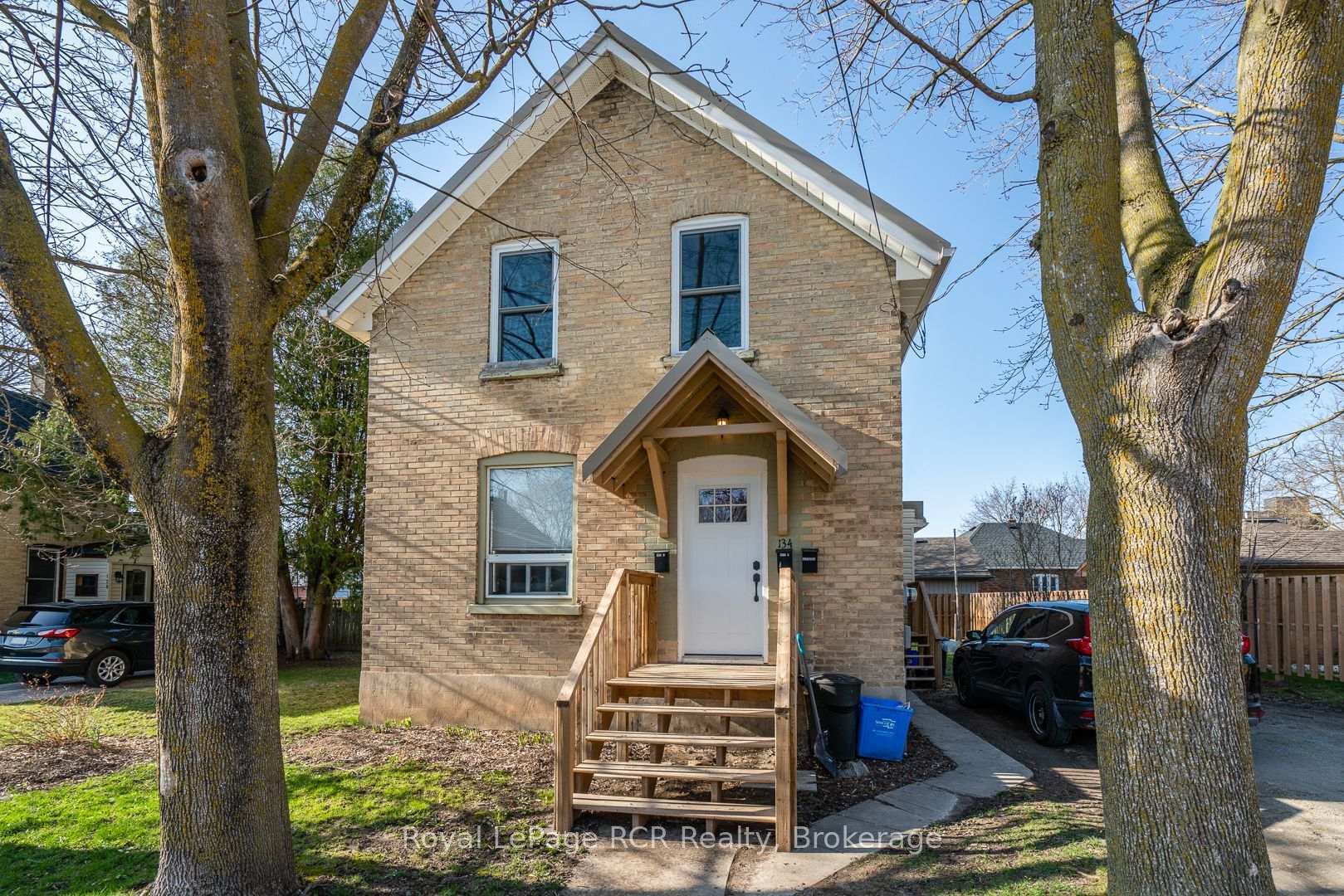 134 9th Street  Hanover ON N4N 1K6 photo