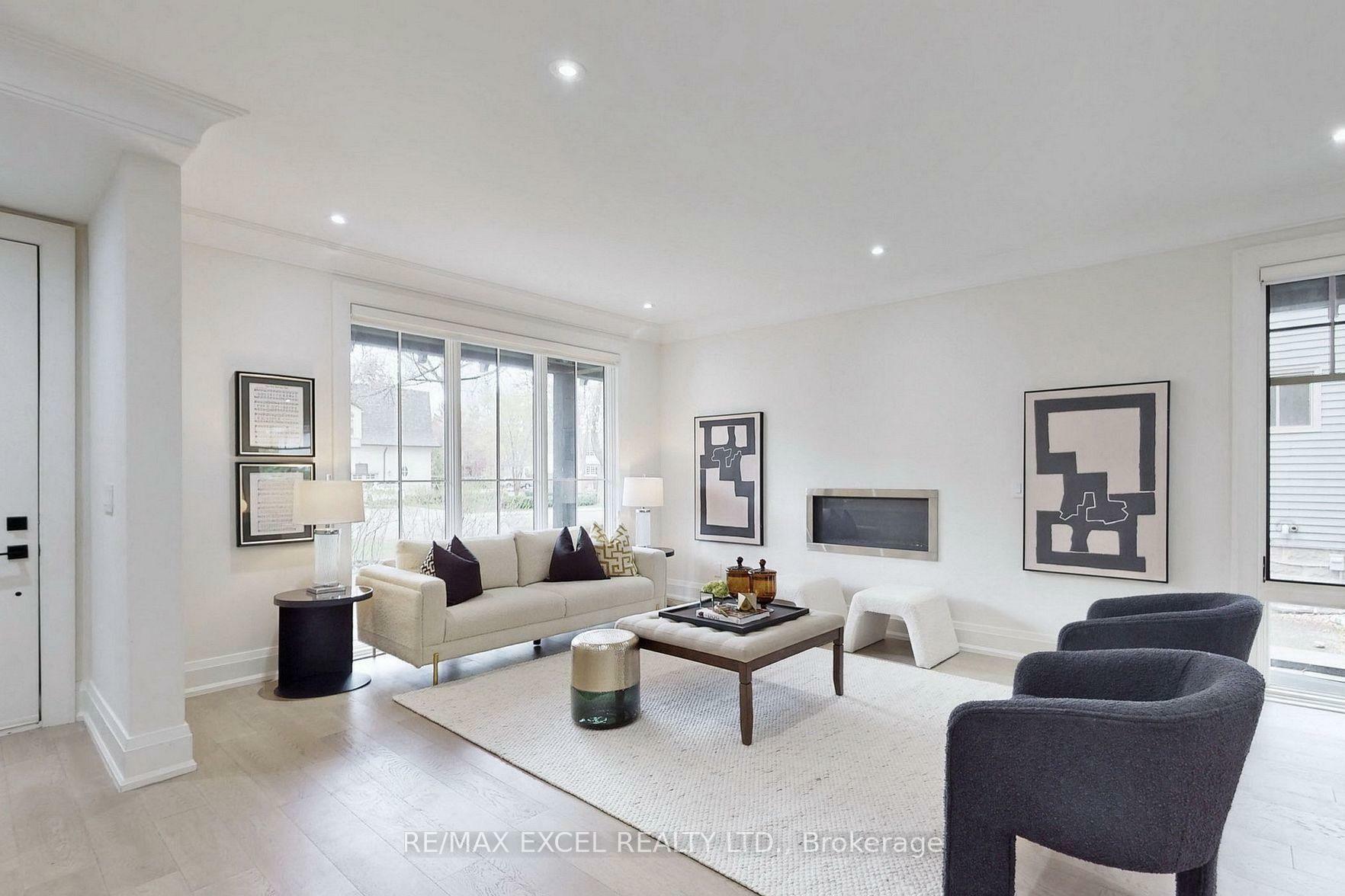 Property Photo: 430 Reynolds Street ON L6J 3M4