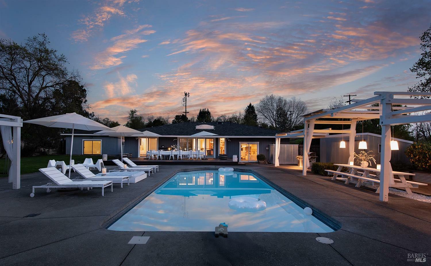 526 Duer Road  Sebastopol CA 95472 photo