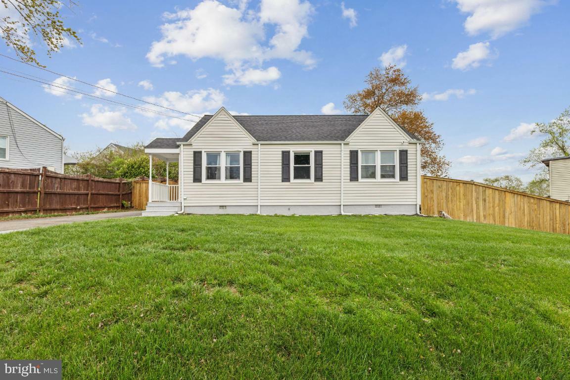 Property Photo: 3015 Greenway Boulevard VA 22042
