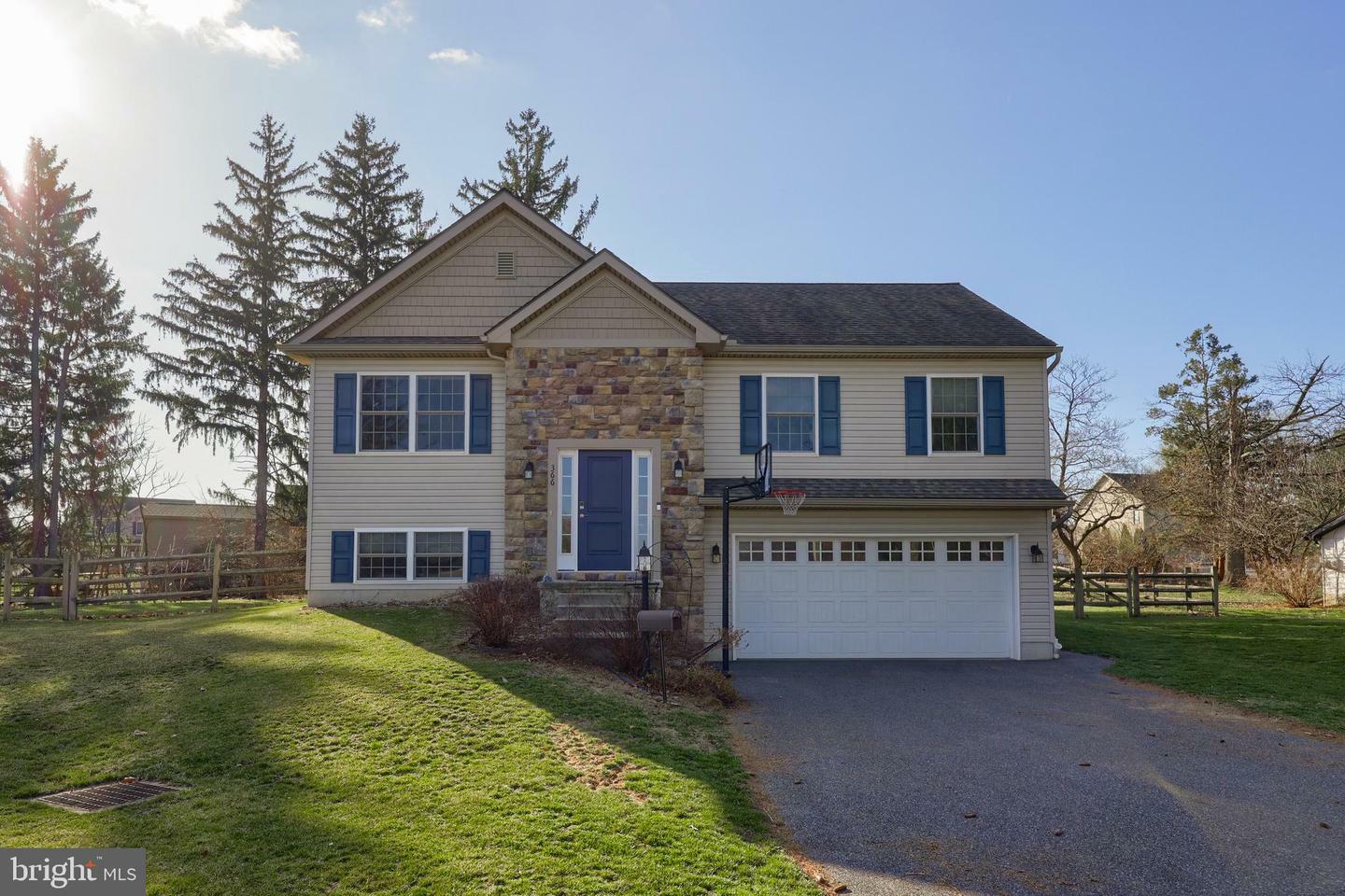 Property Photo: 366 S Center Avenue PA 17078
