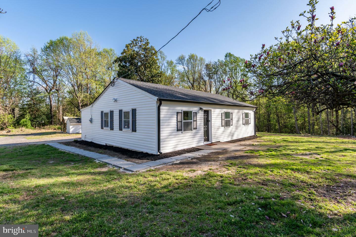 Property Photo: 7400 Rixey Road VA 22485