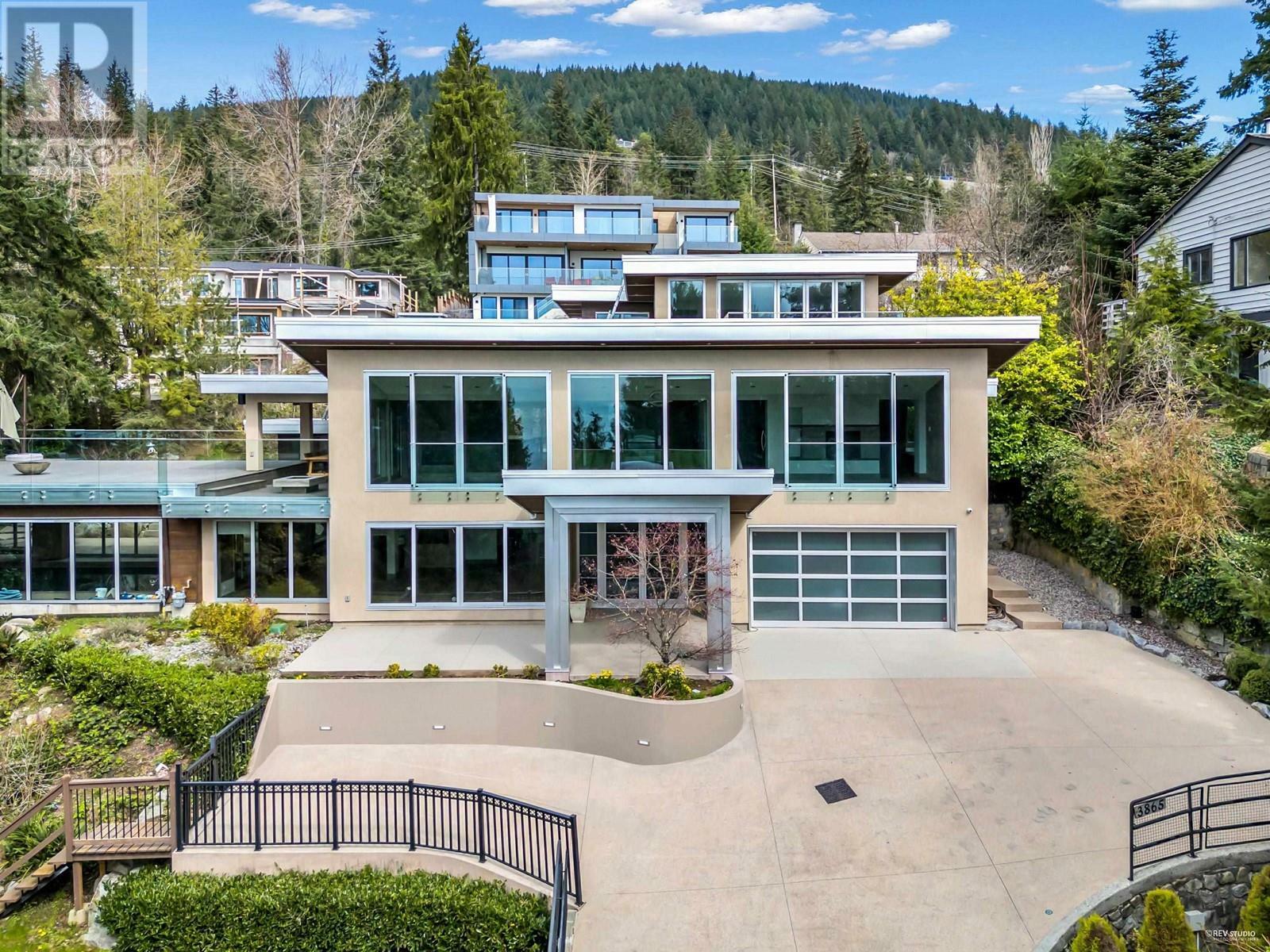Property Photo: 3865 Southridge Avenue BC V7V 3H9