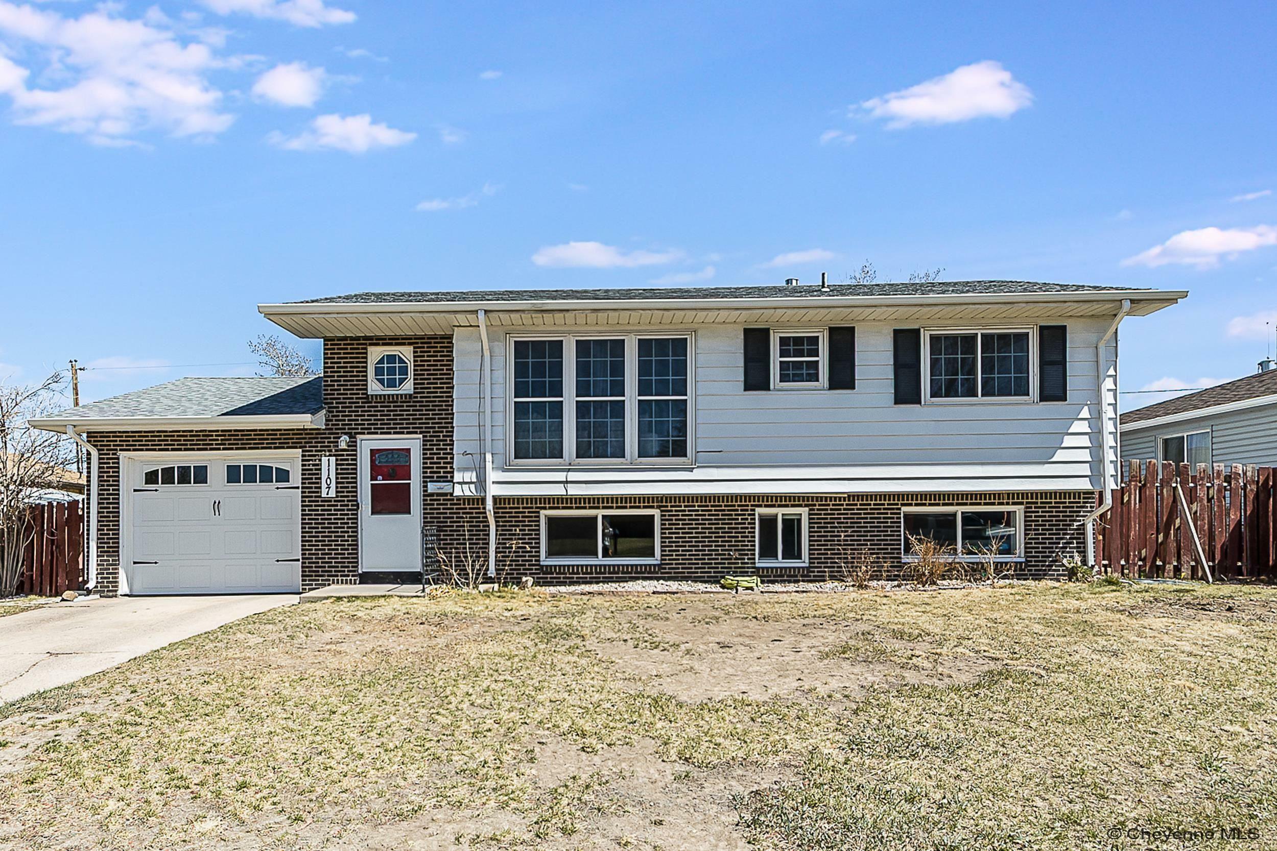 Property Photo: 1107 Taft Ave WY 82001