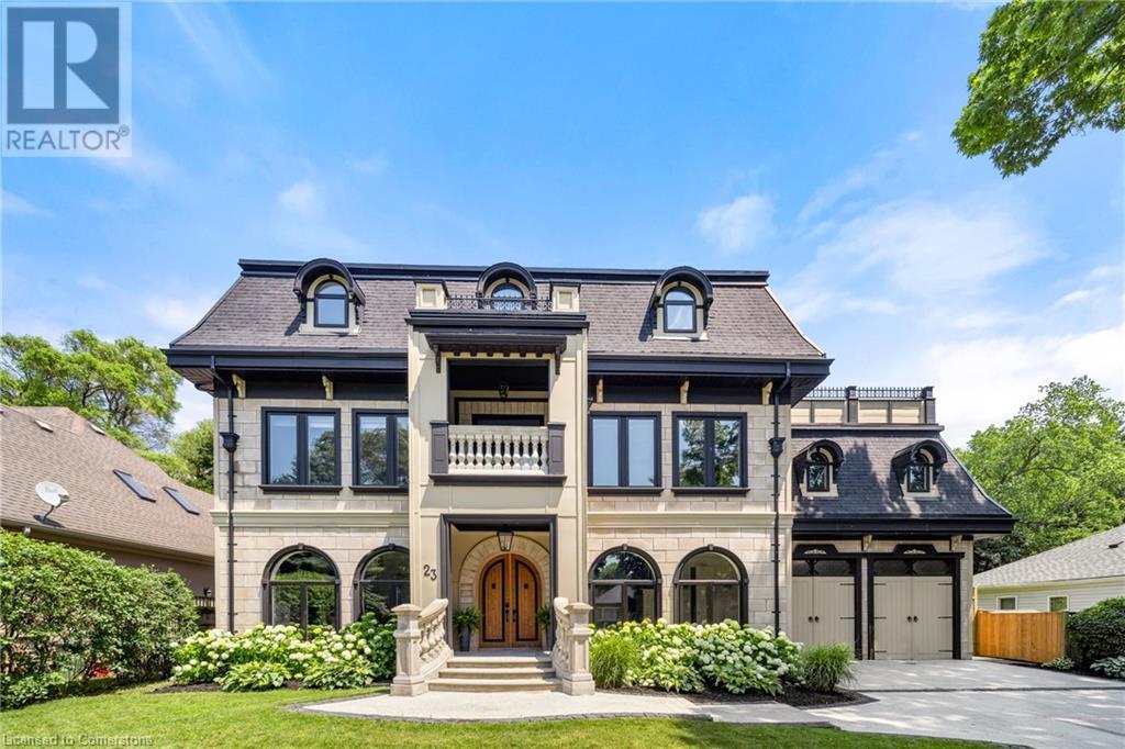 Photo de la propriété: 23 Cameron Drive ON L9G 2L4