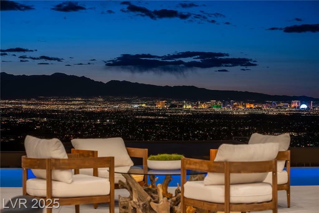 Property Photo: 667 Palisade Rim Drive NV 89012