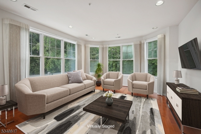 Property Photo: 1107 Pointe Gate Dr 1107 NJ 07039