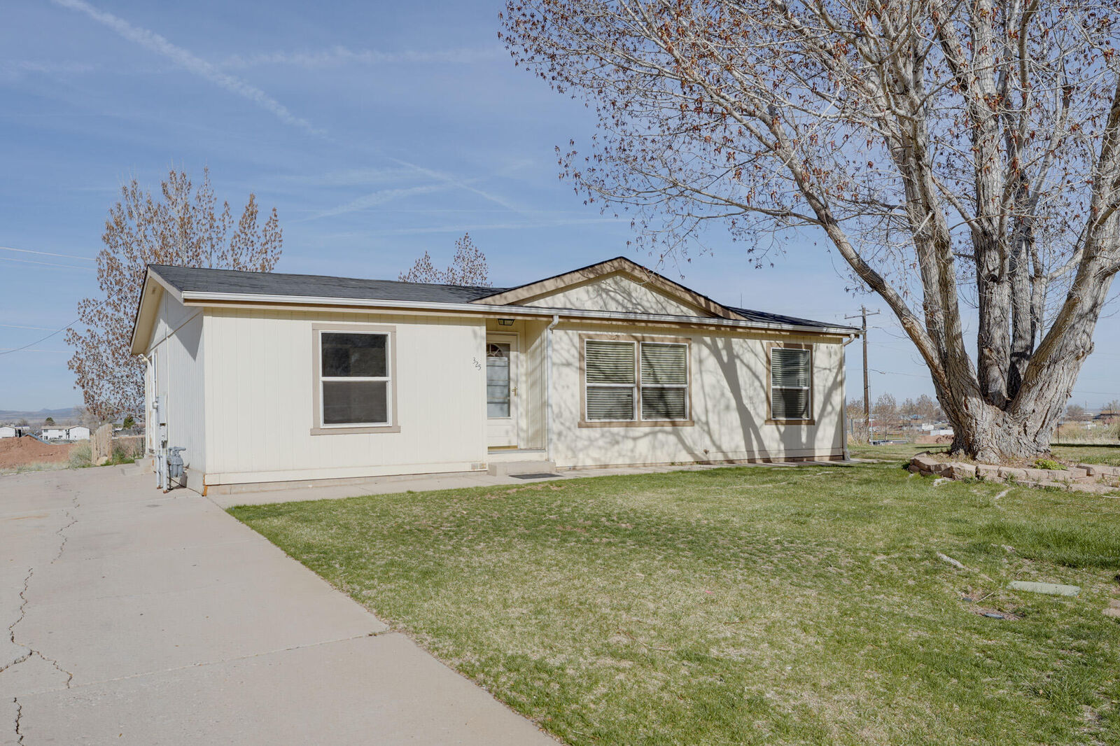 Property Photo: 325 N Bulloch Place UT 84721
