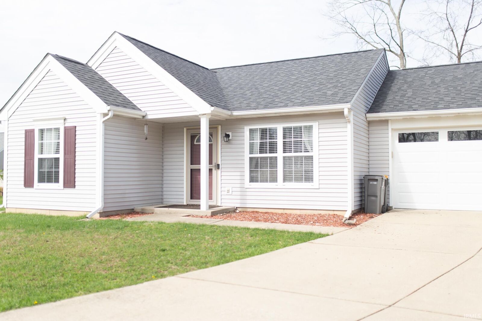 Property Photo:  400 E Wylie Farm Road  IN 47401 