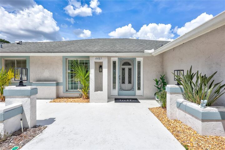 Property Photo: 4487 Glebe Farm Road FL 34235