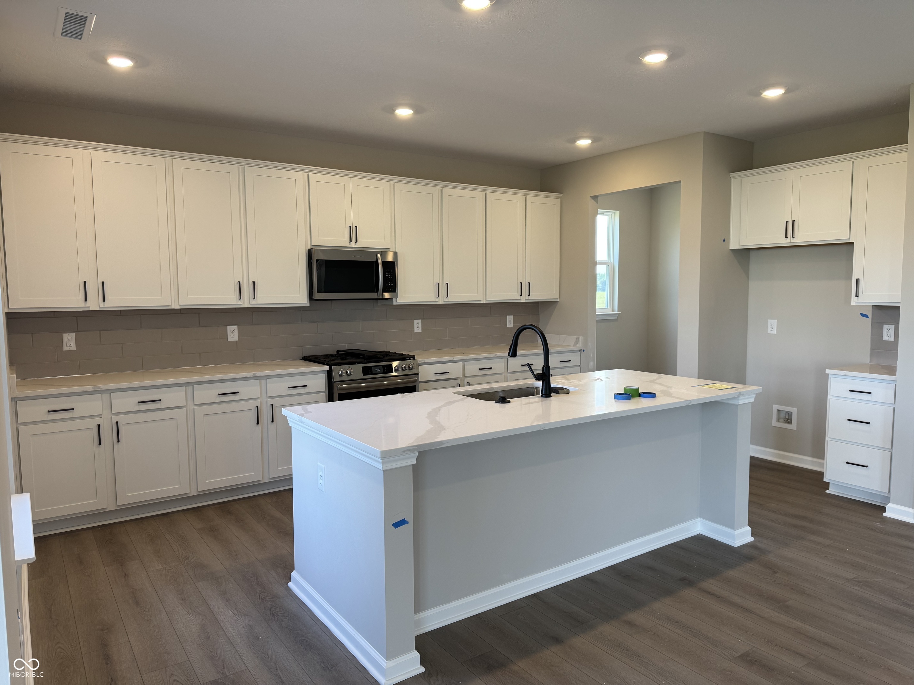 Property Photo: 5692 Coulter Way IN 46143