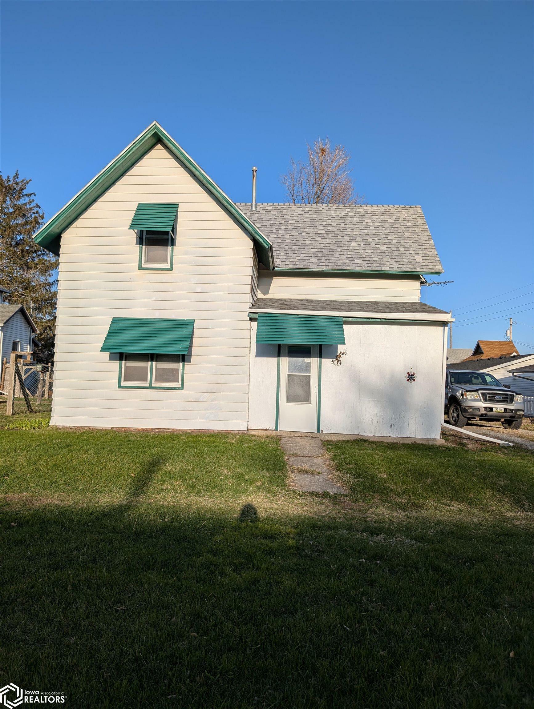 410 S 2nd Street  Marshalltown IA 50158 photo