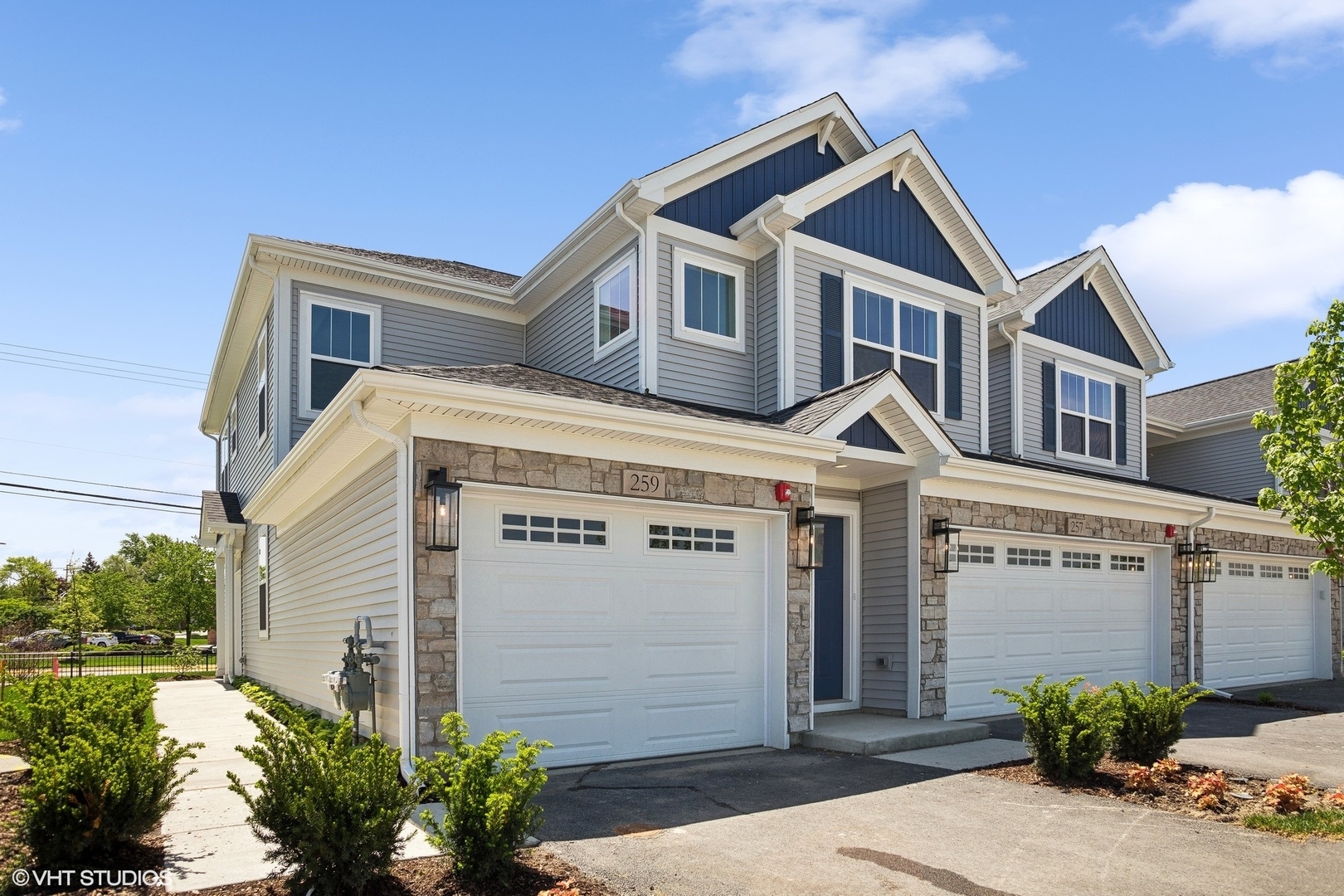329 Masters Drive  Addison IL 60101 photo