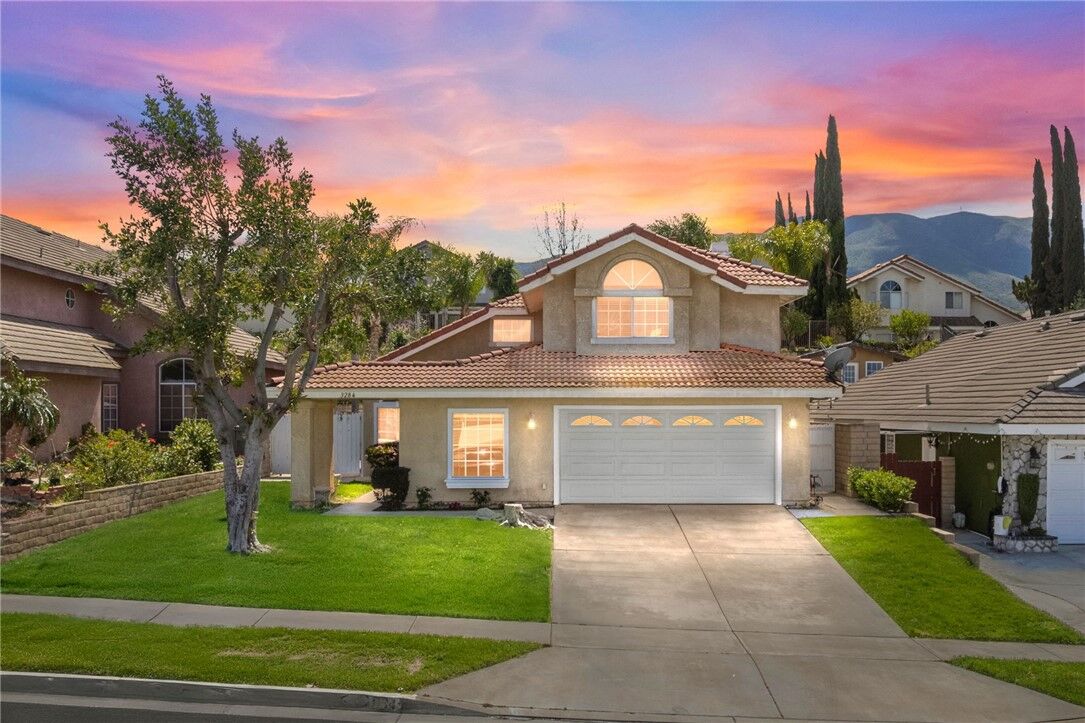 Property Photo:  3284 Skyview Lane  CA 92882 