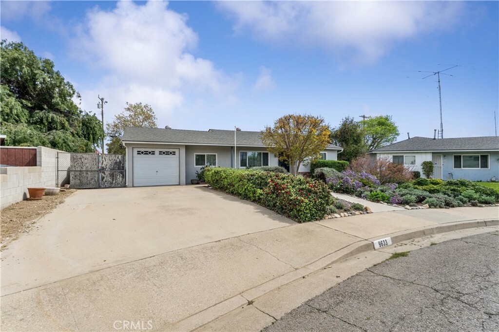 Property Photo:  9633 Camulos Avenue  CA 91763 