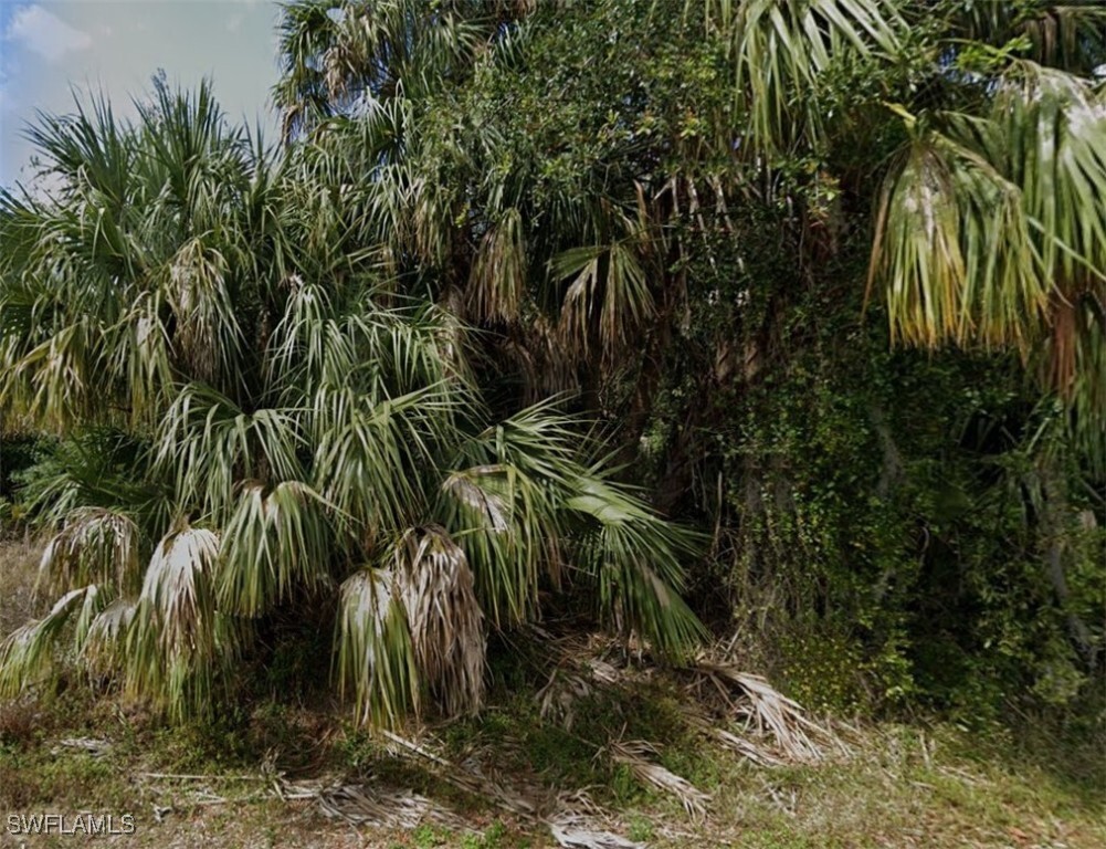 Property Photo: 3519 Allapatchee Drive FL 33950