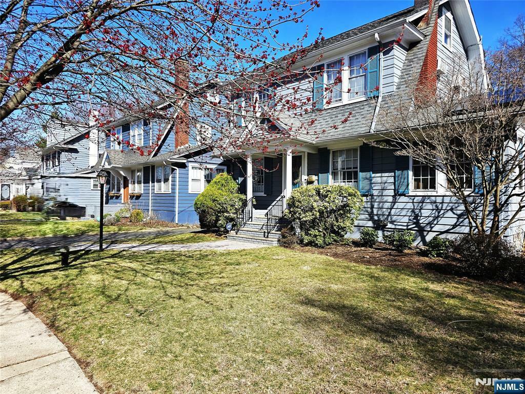 Property Photo: 18 Warren Road NJ 07040