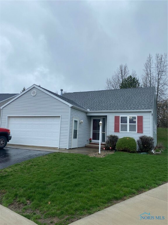 1308 Countryside Drive B9  Findlay OH 45840 photo