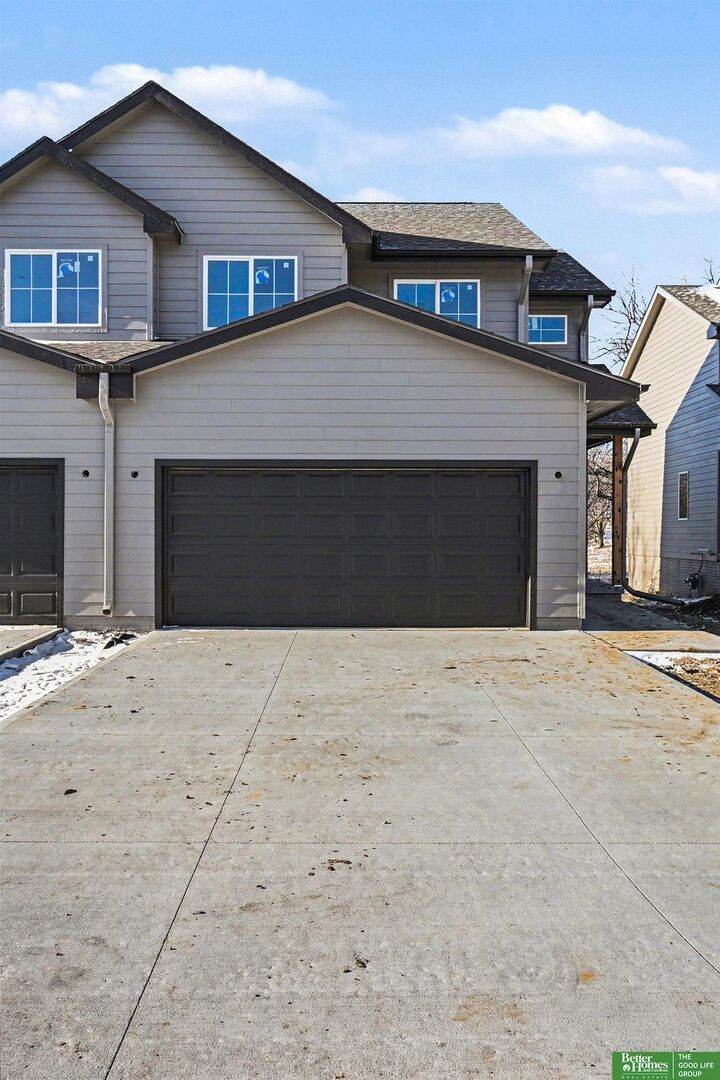 Property Photo: 7106 N 79th Court NE 68122