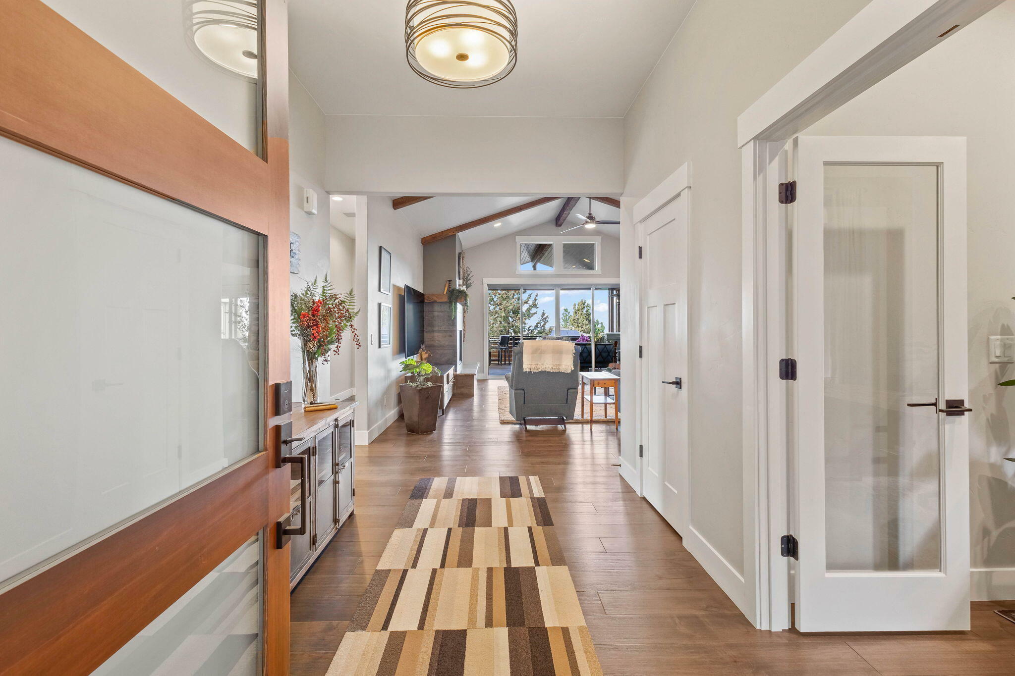Property Photo: 2042 NW Perspective Drive OR 97703