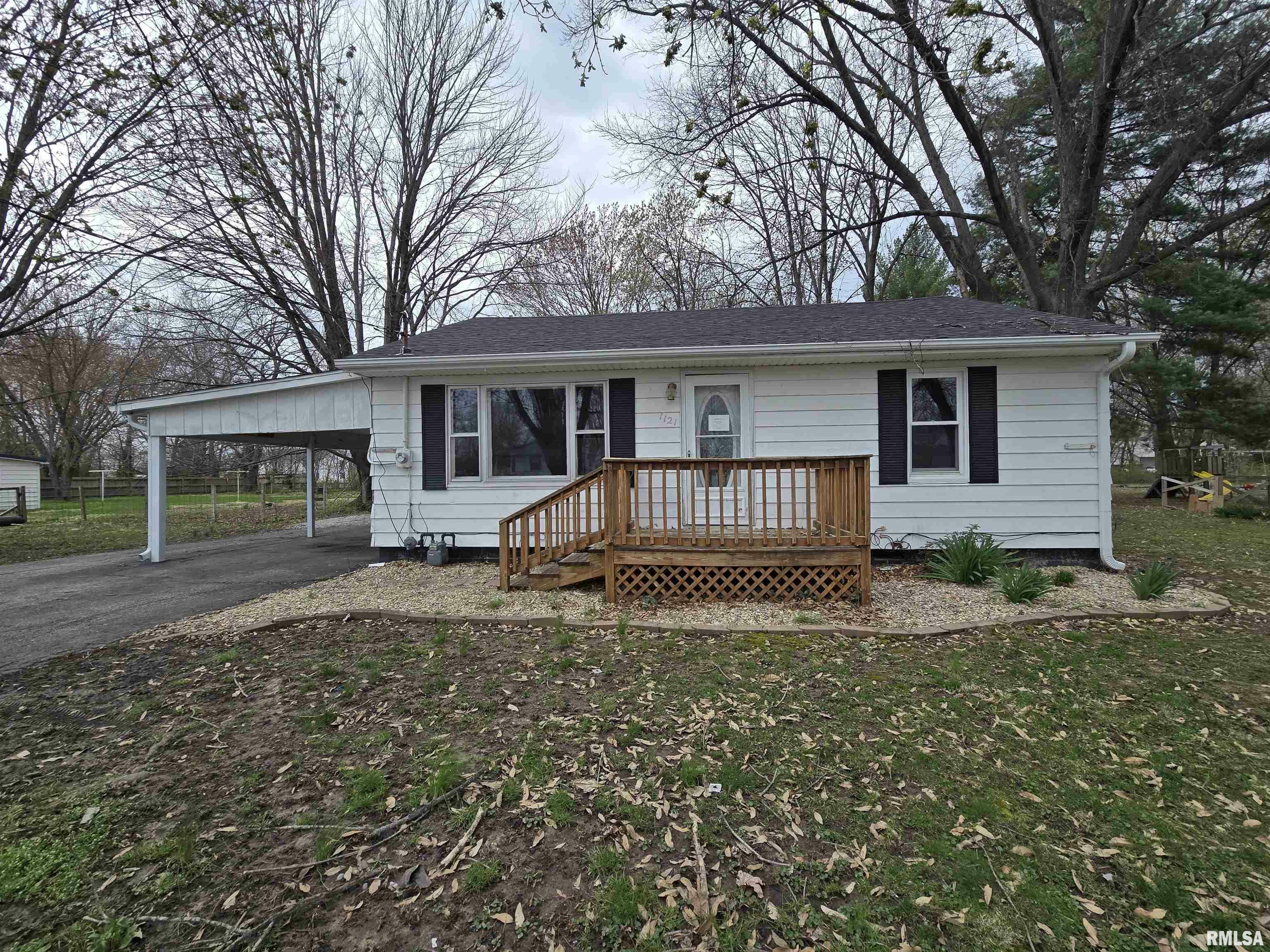 1121 SW 6th Street  Fairfield IL 62837 photo
