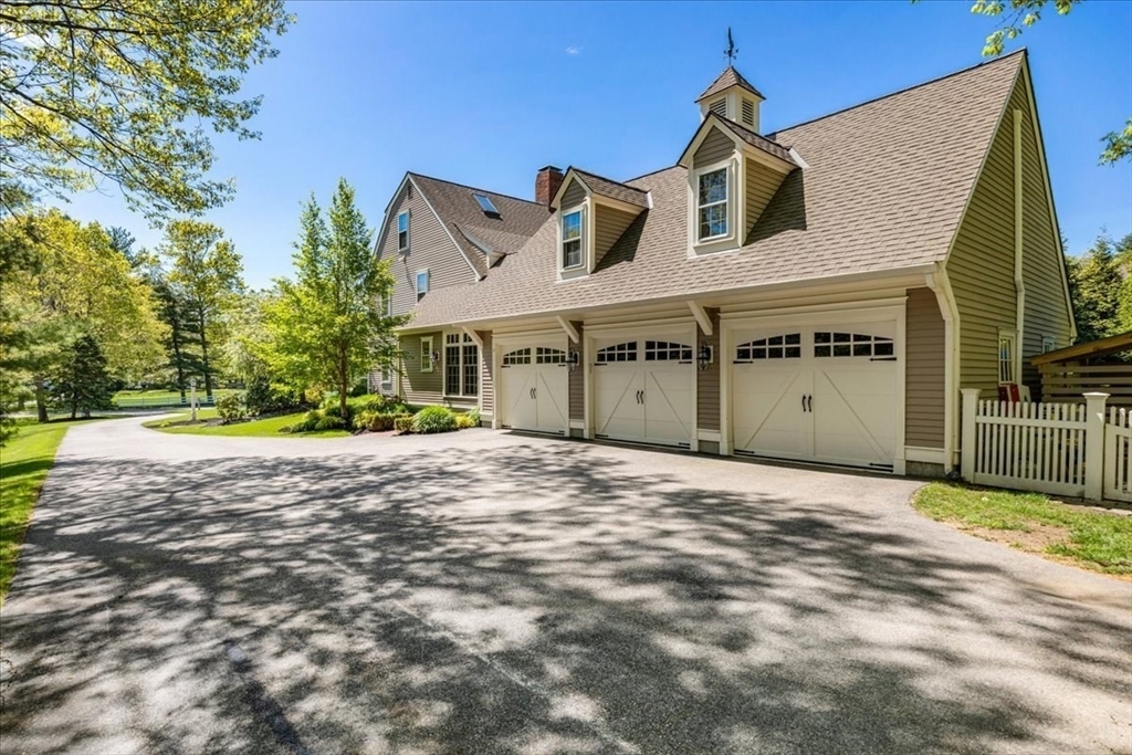 Property Photo: 40 Judges Hill Dr MA 02061