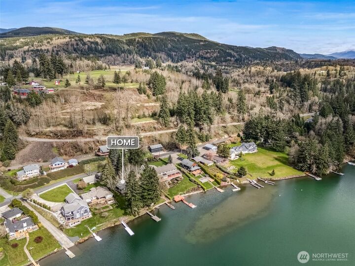 Property Photo:  137  Lake Road  WA 98585 