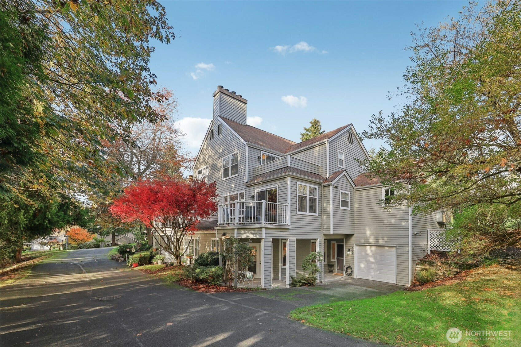 Property Photo: 4266 221st Court SE 1090 WA 98029