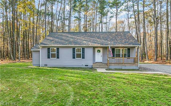 Property Photo: 104 Martin Ln VA 23021