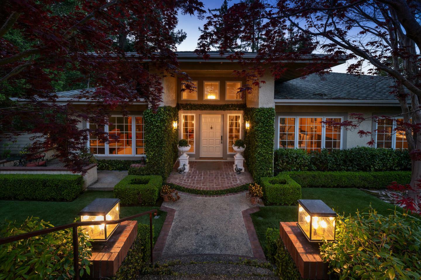 Property Photo: 1162 Barroilhet Drive CA 94010