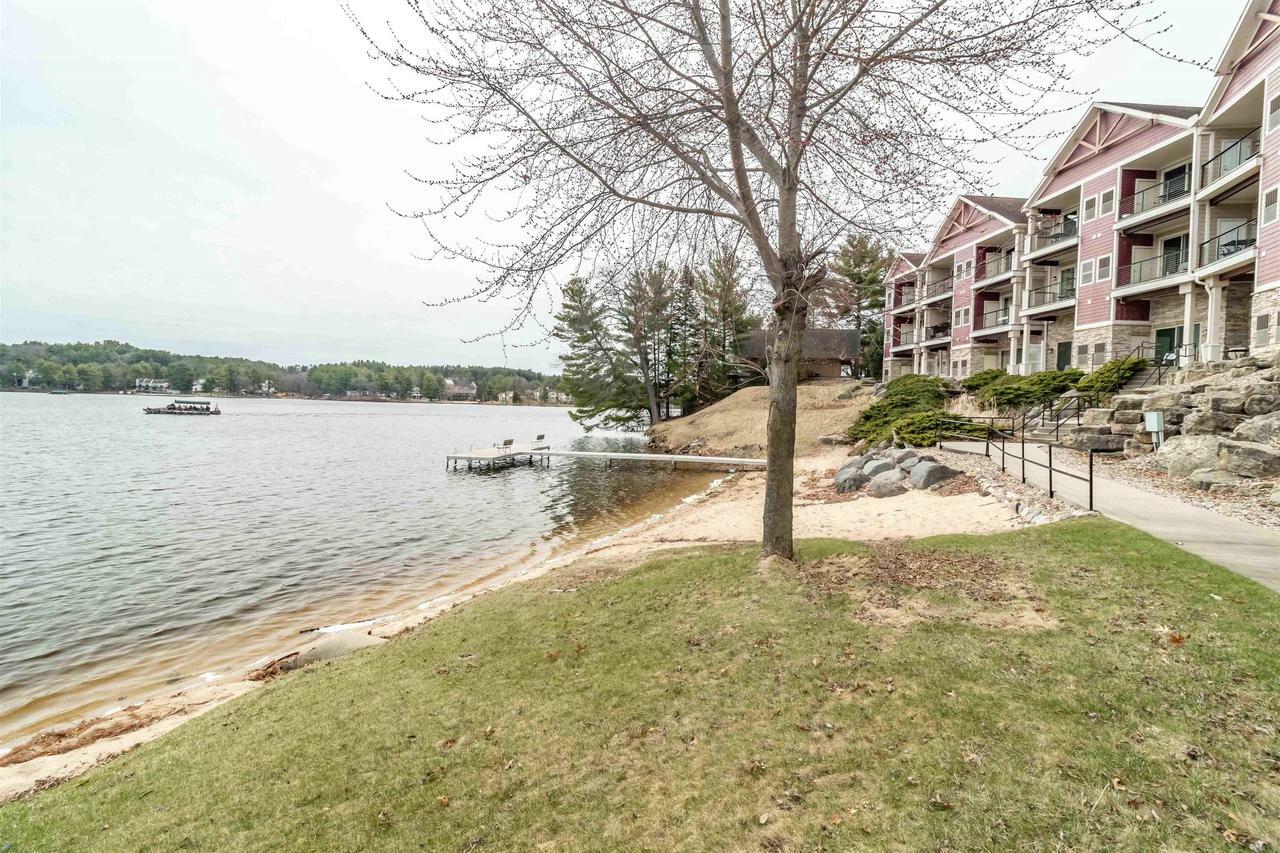 Property Photo: 680 East Hiawatha Drive 416 WI 53965