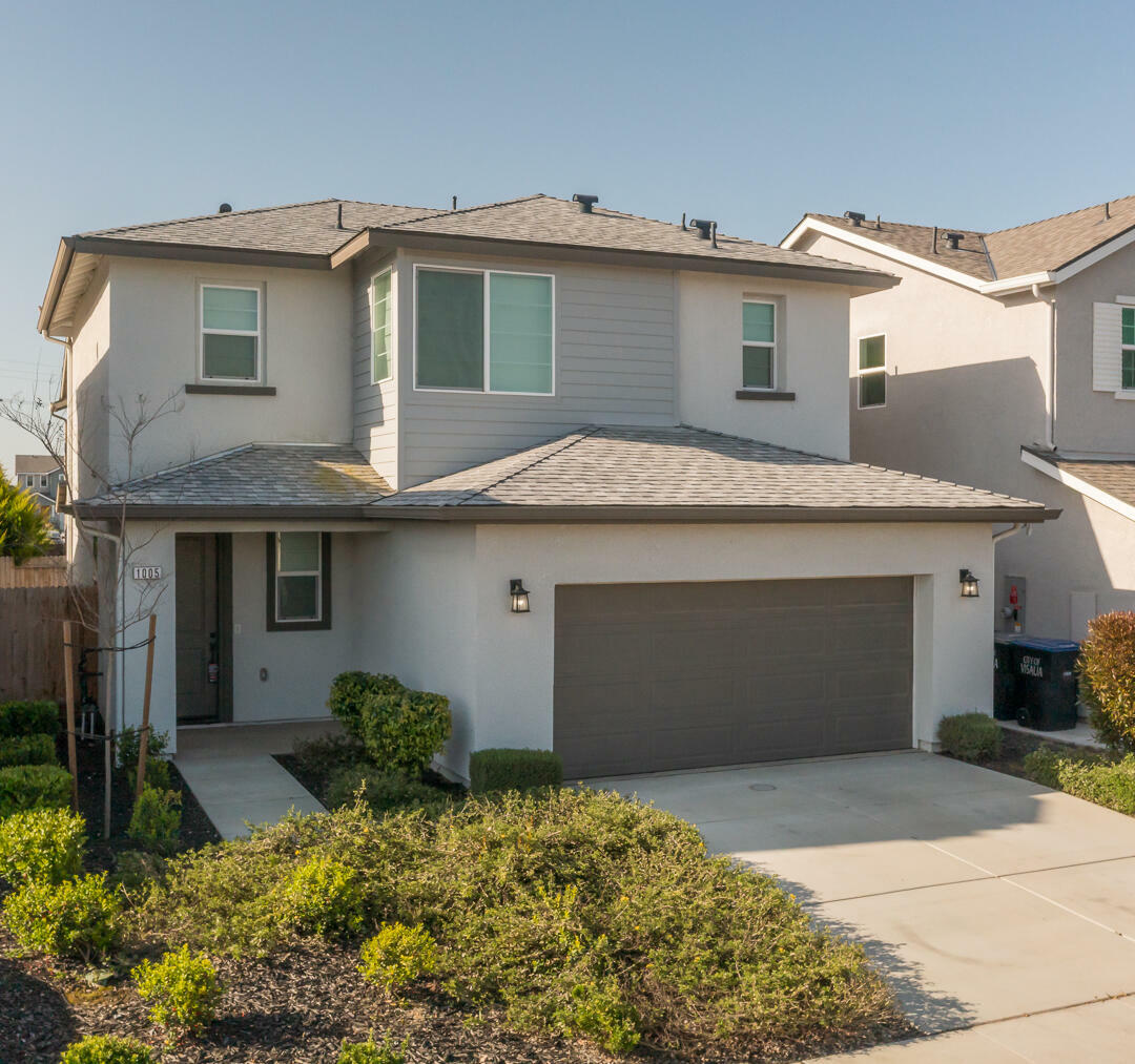 1005 W Sedona Avenue  Visalia CA 93291 photo