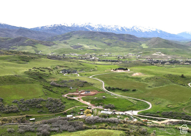 Property Photo: 288 W Woods Creek Dr UT 84050