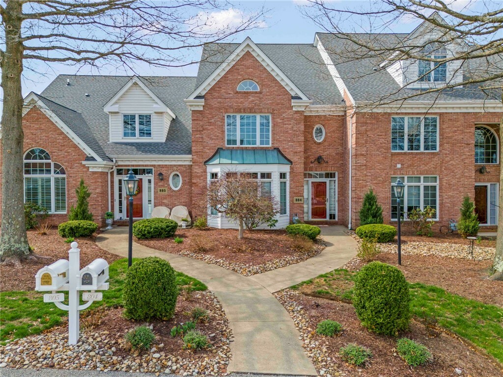 Property Photo: 804 Sheriffs Court PA 15317