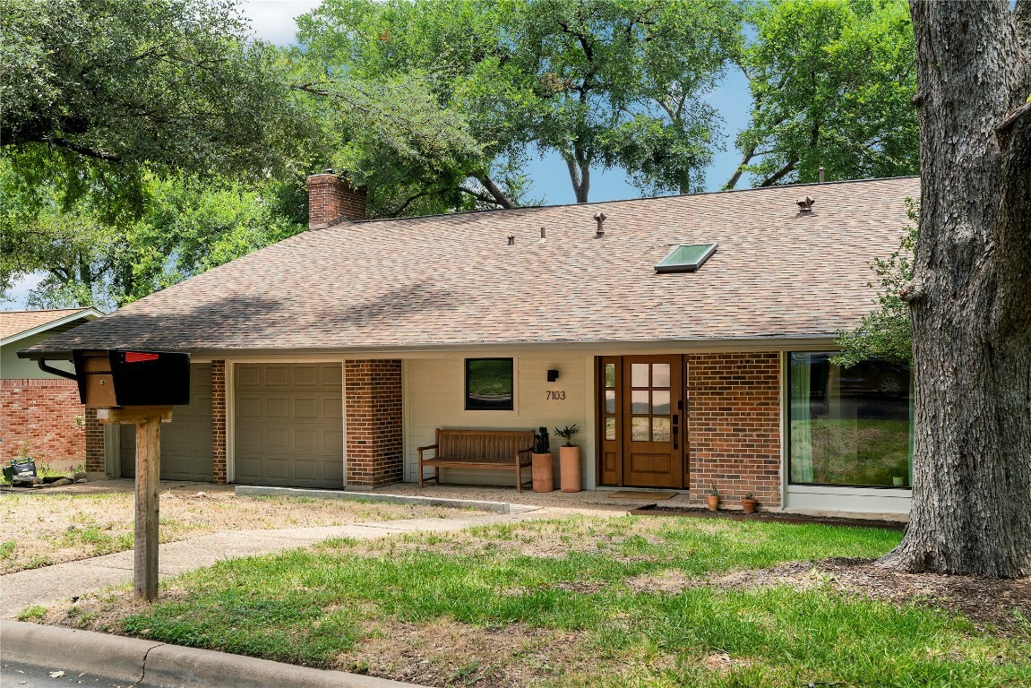 7103 Creighton Lane  Austin TX 78723 photo
