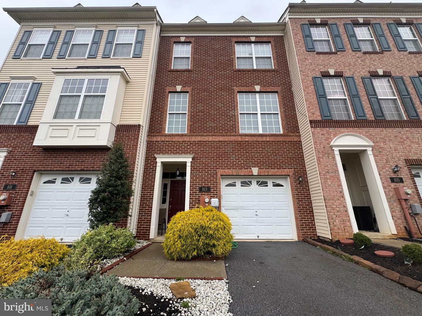 Property Photo: 103 Abino Hills Way E WV 25403